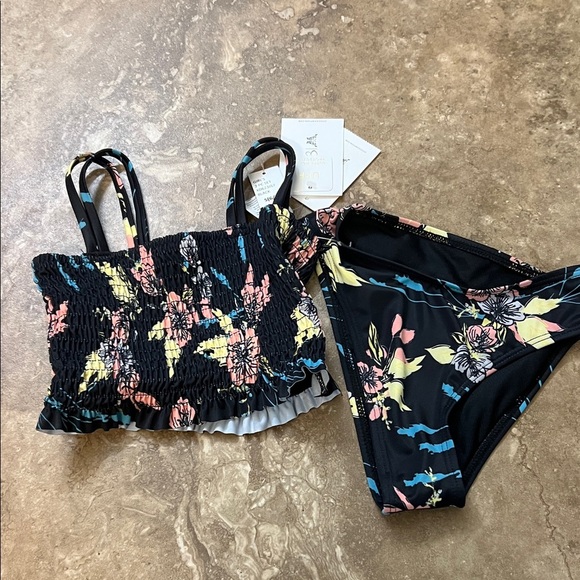 Jessica Simpson Other - Jessica Simpson 2 piece swimsuit size 6/6X NWT